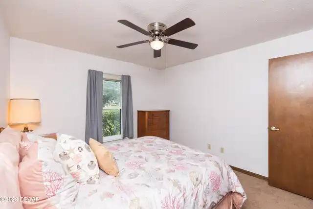 Listing Photo 37