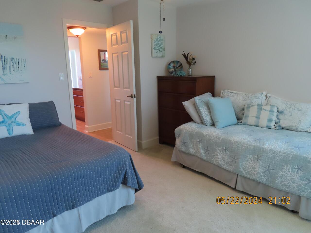 Listing Photo 12