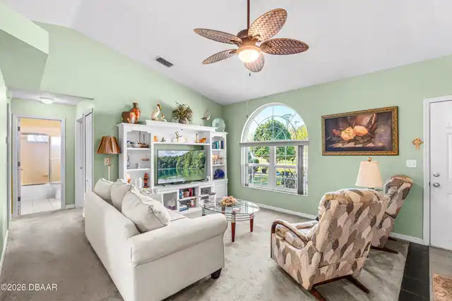 Listing Photo 7