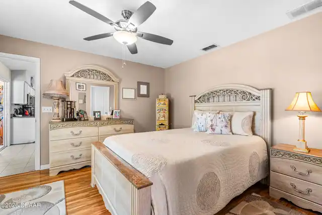 Listing Photo 23