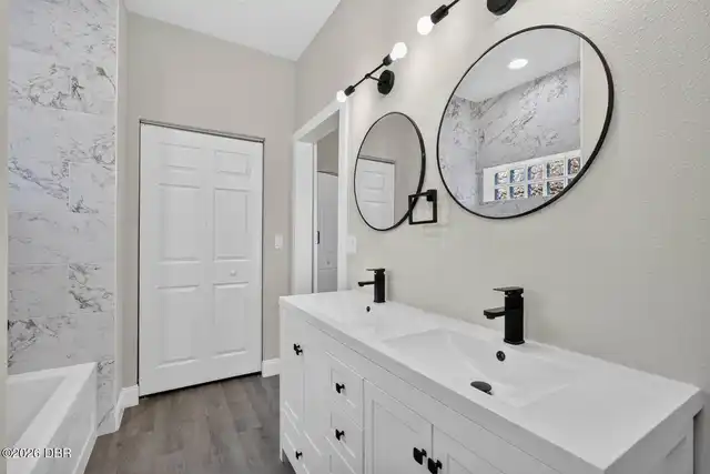 Listing Photo 18