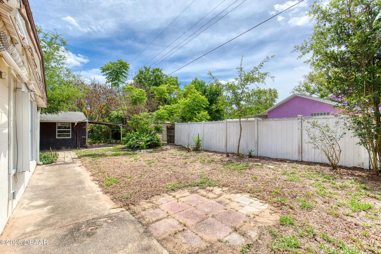 Listing Photo 11