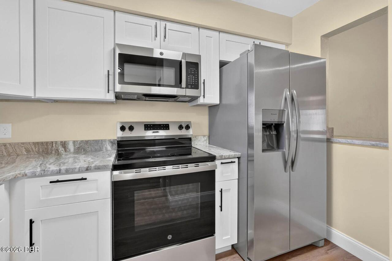 Listing Photo 16