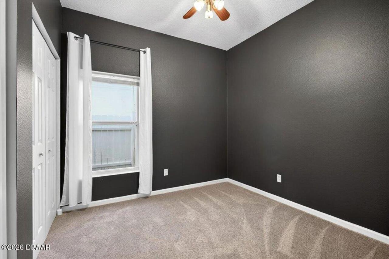 Listing Photo 12