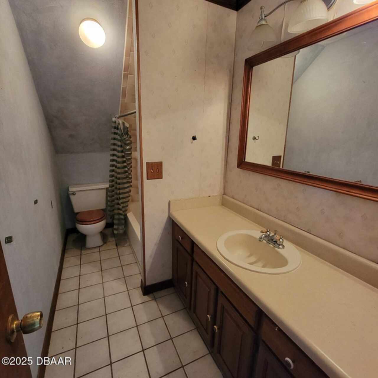 Listing Photo 16