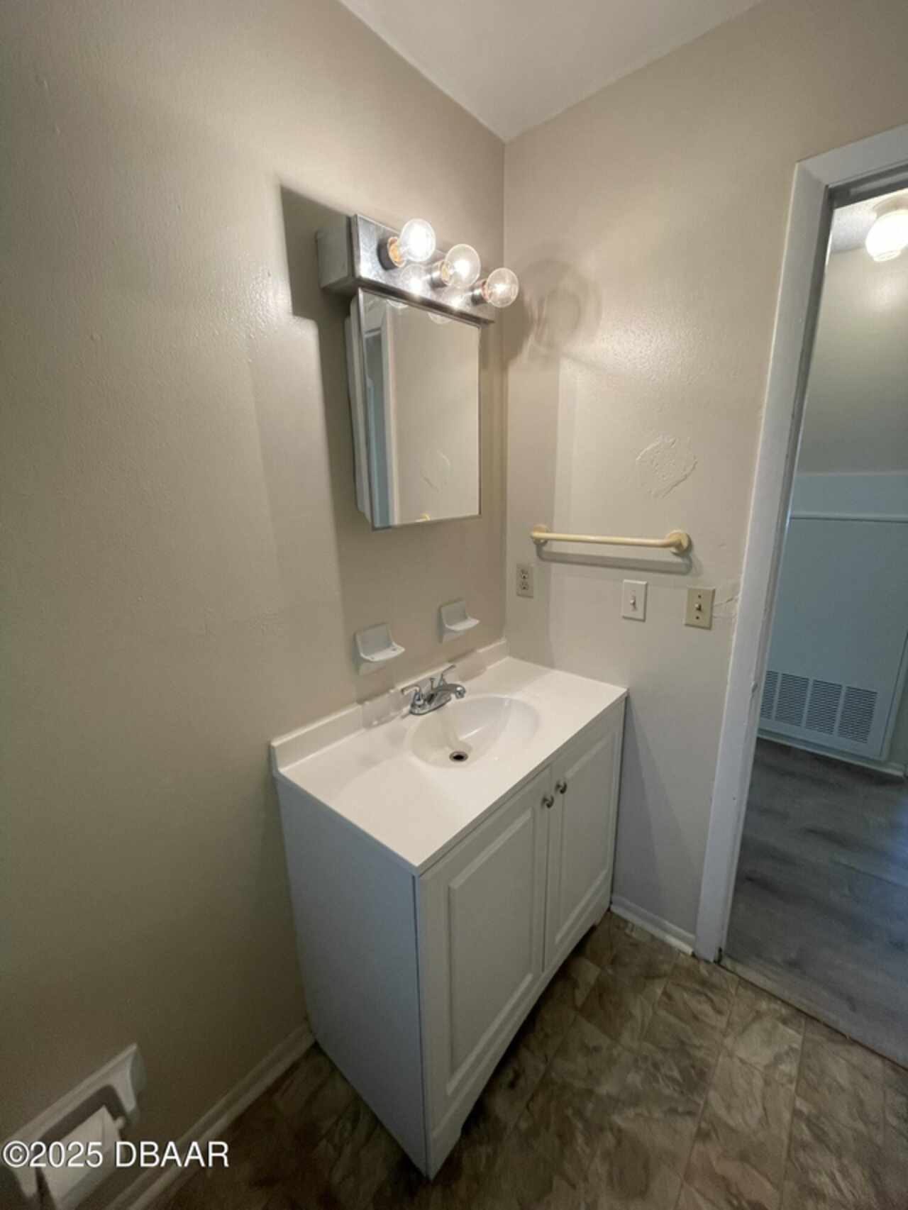 Listing Photo 25