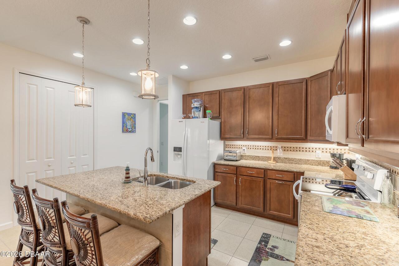 Listing Photo 15