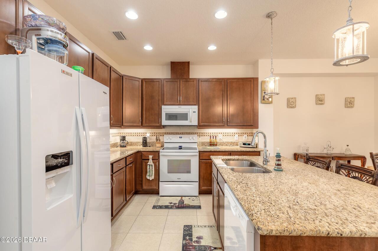 Listing Photo 17