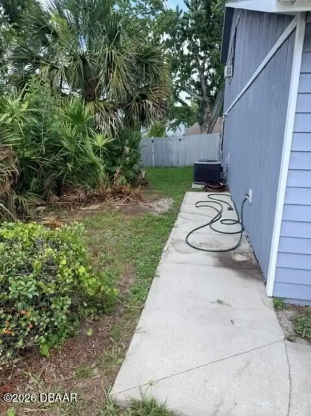 Listing Photo 8