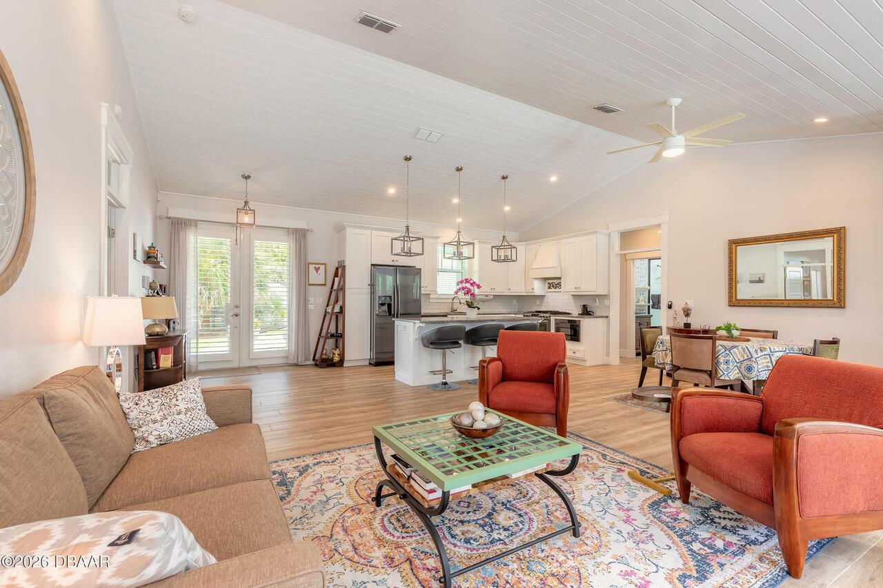 Listing Photo 17