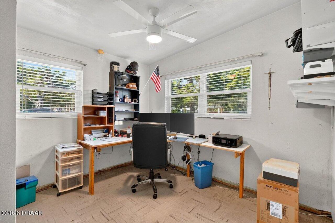 Listing Photo 8