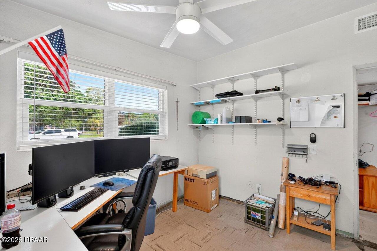 Listing Photo 10