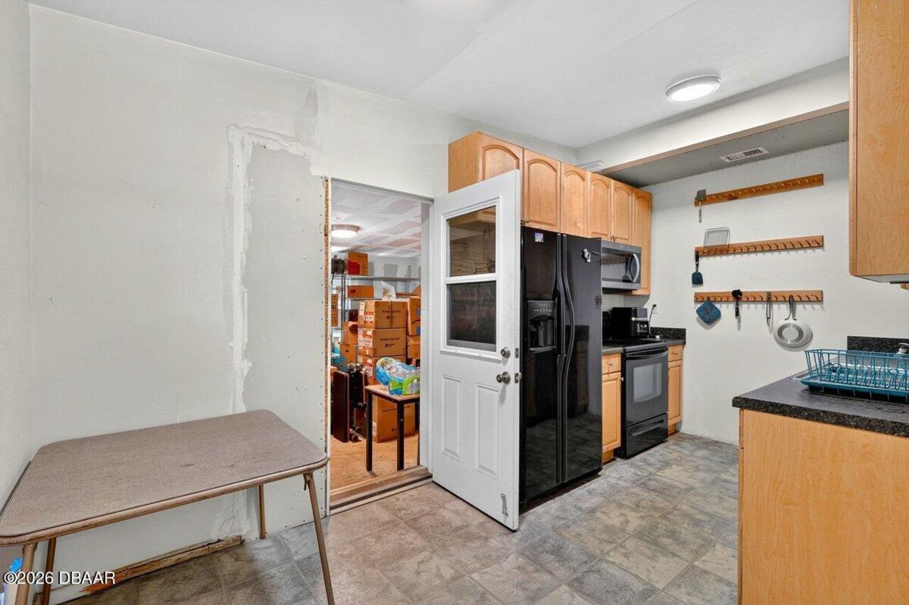 Listing Photo 16