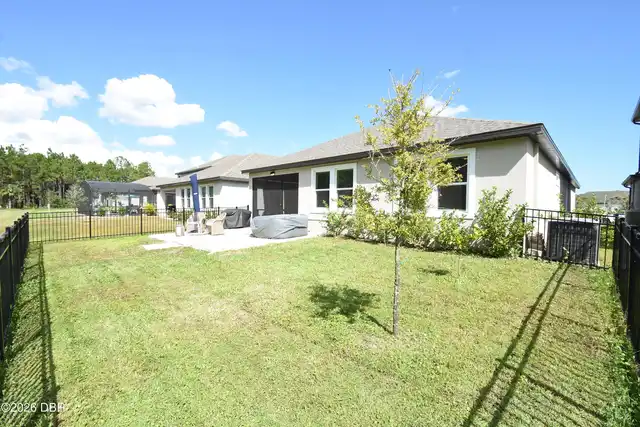 Listing Photo 17