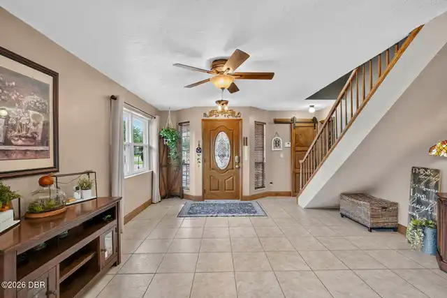Listing Photo 6