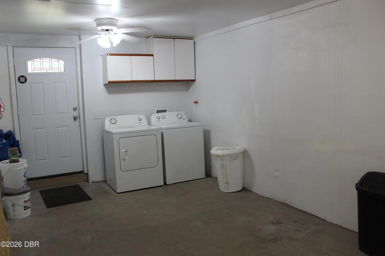 Listing Photo 11