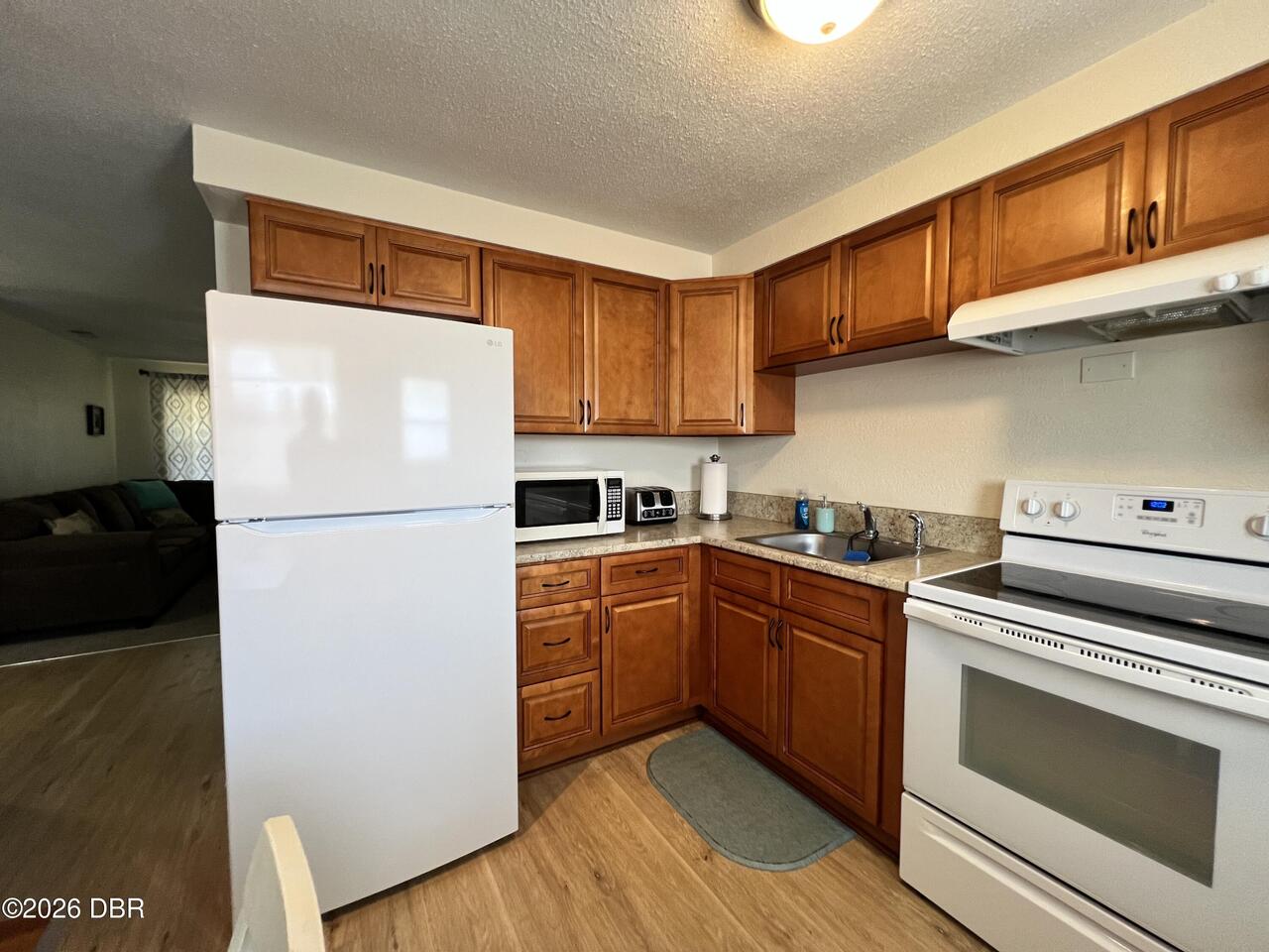 Listing Photo 17