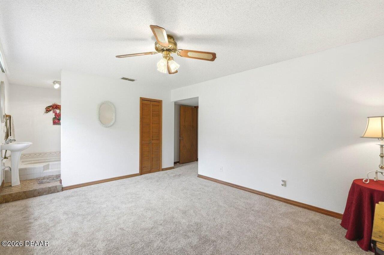 Listing Photo 33