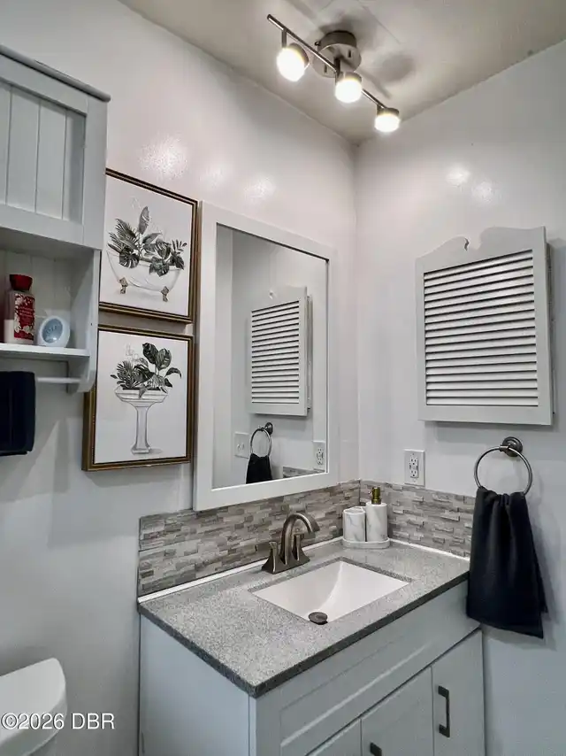 Listing Photo 18