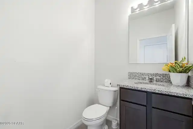 Listing Photo 12