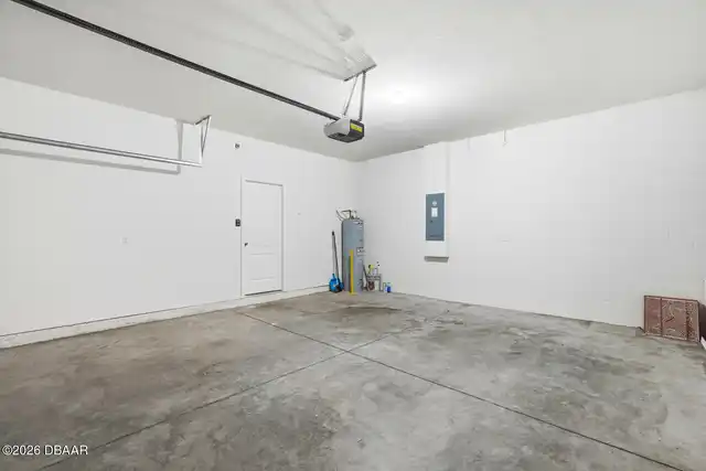 Listing Photo 14