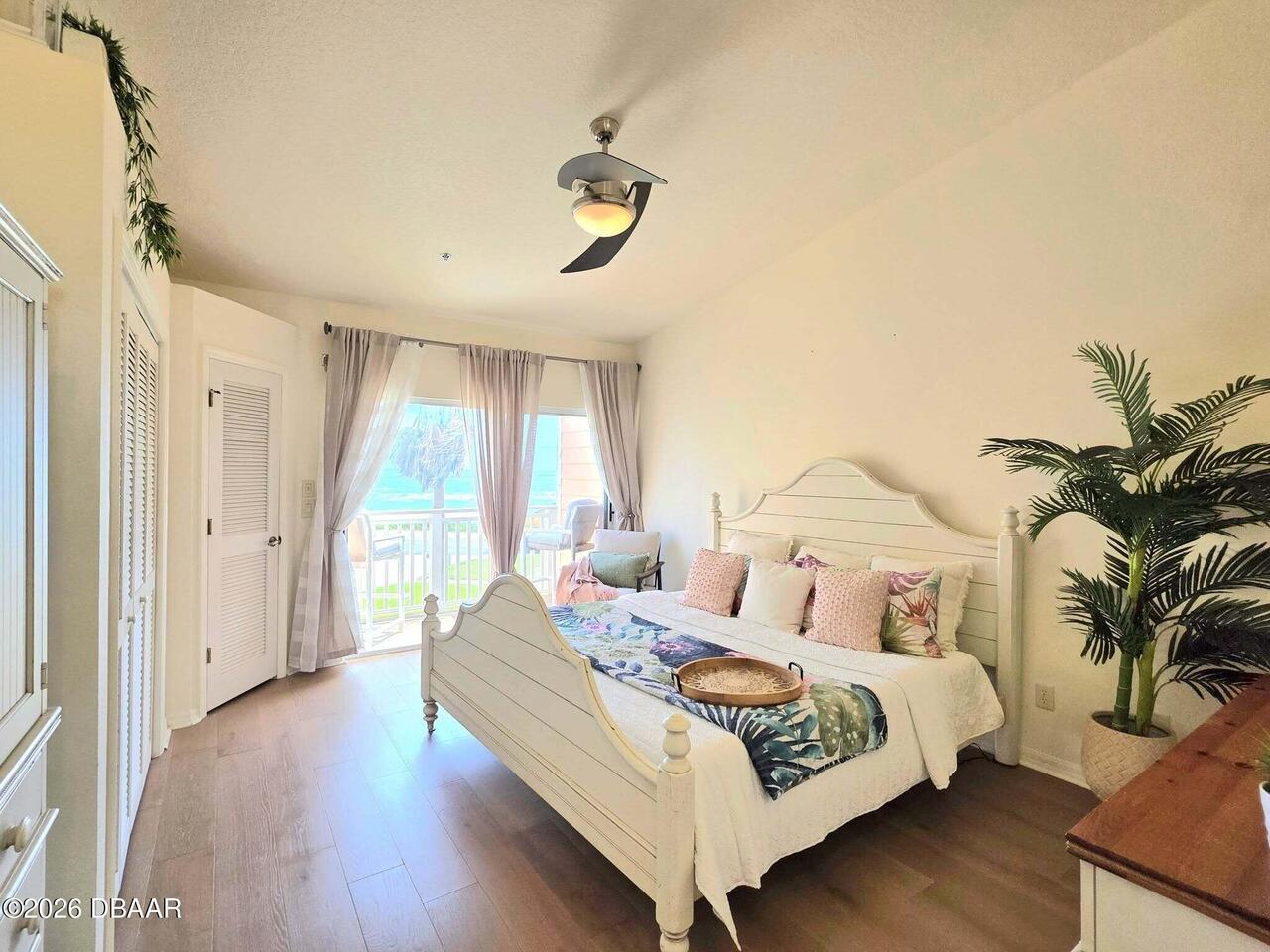 Listing Photo 12