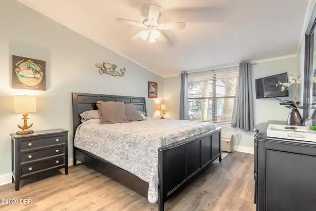 Listing Photo 18
