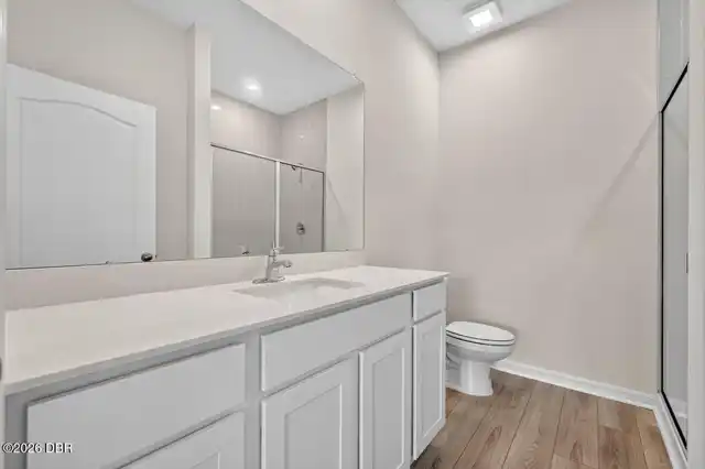 Listing Photo 12
