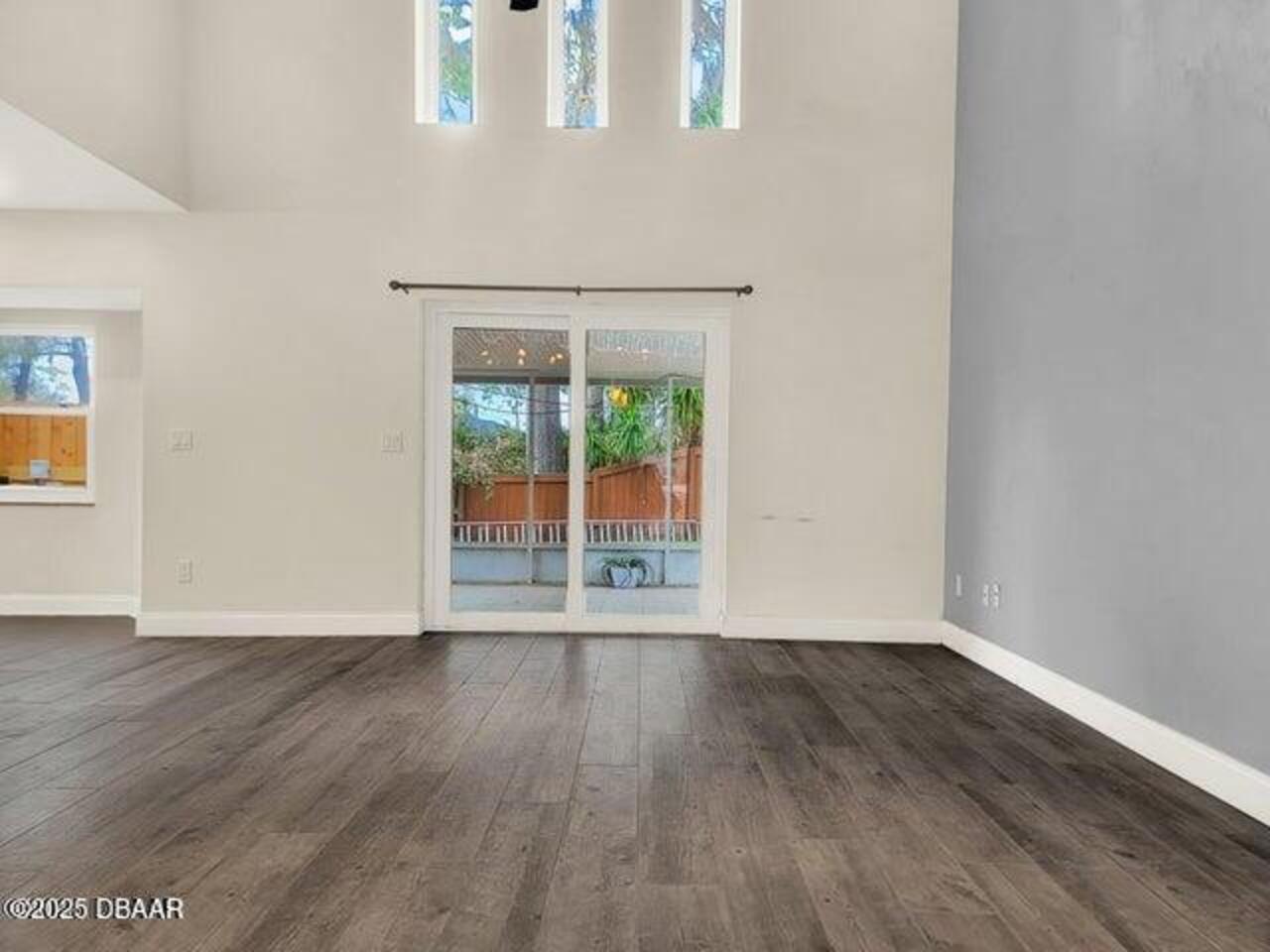 Listing Photo 7