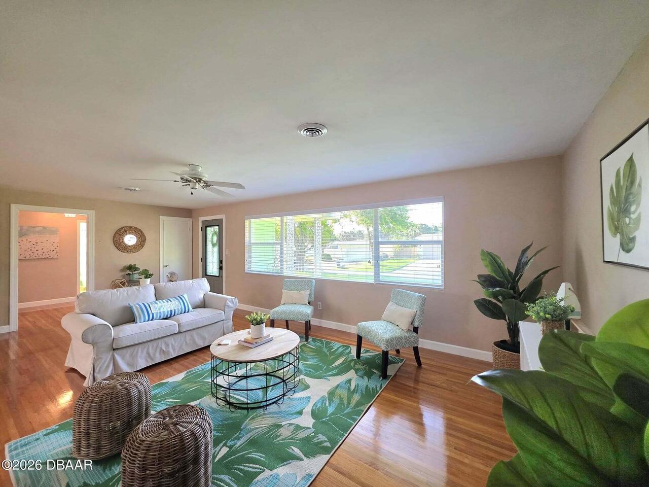Listing Photo 10