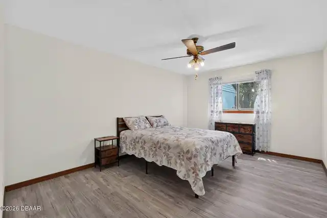 Listing Photo 22