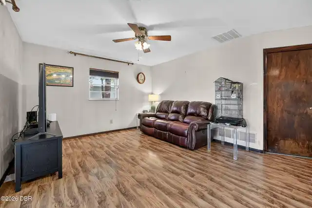 Listing Photo 22