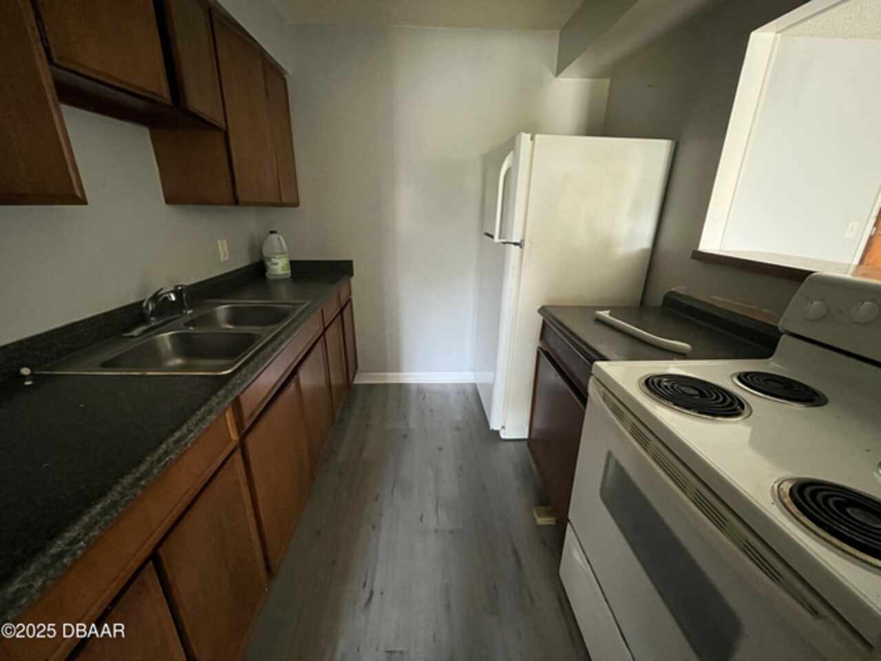 Listing Photo 7
