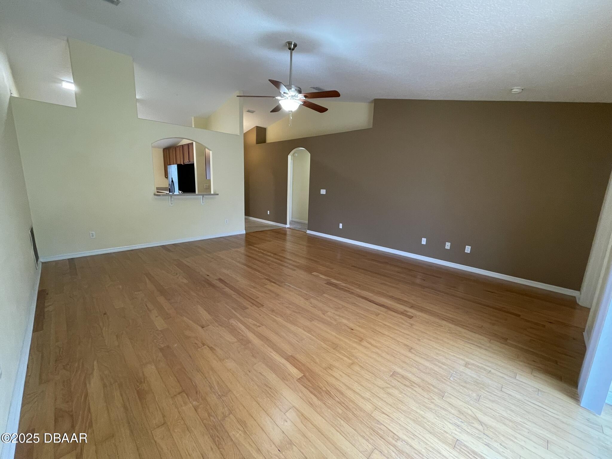 Listing Photo 6