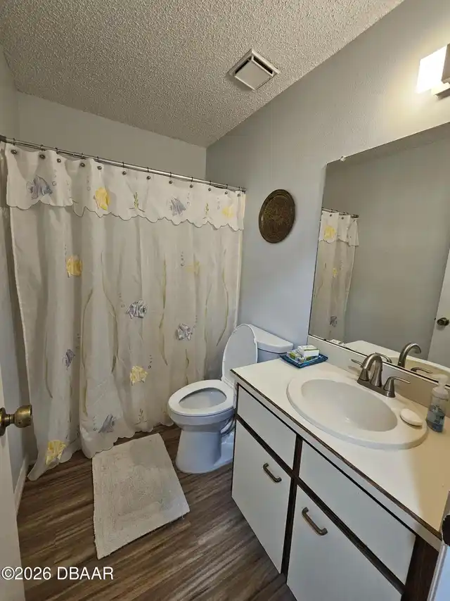 Listing Photo 11