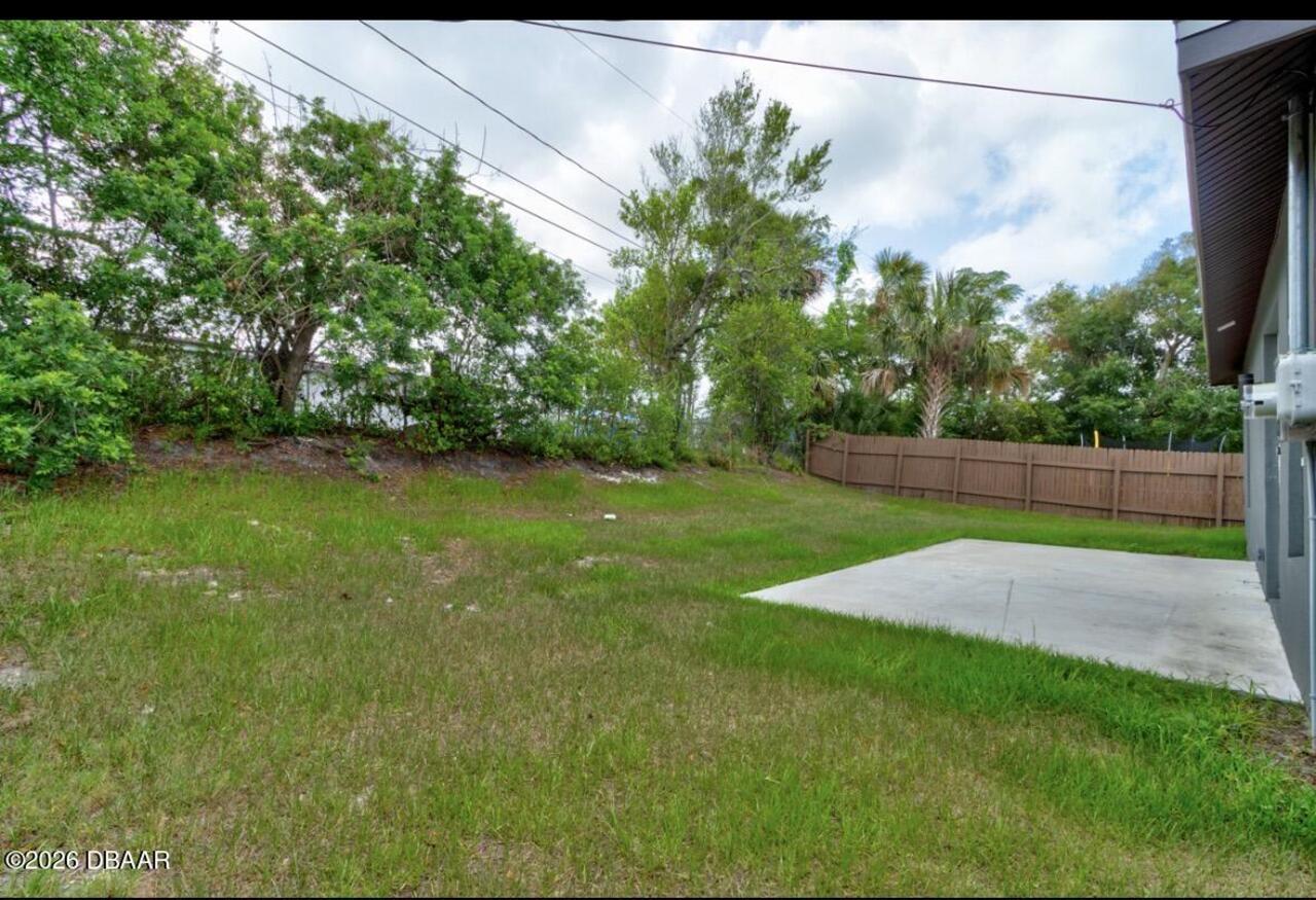 Listing Photo 12