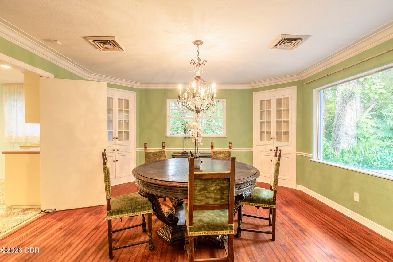 Listing Photo 17