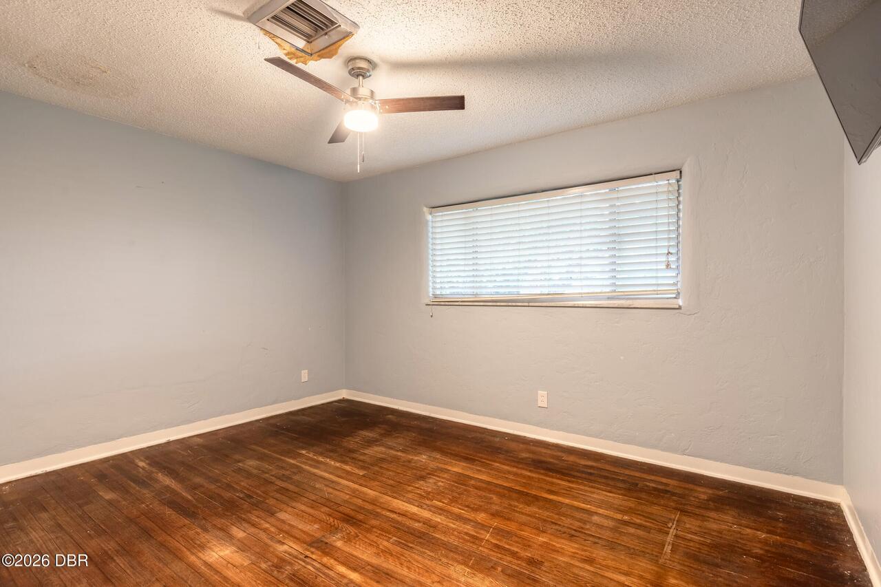 Listing Photo 33