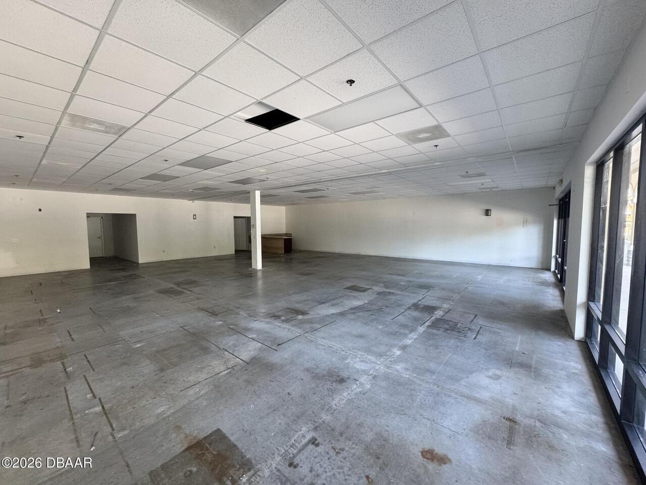 Listing Photo 8