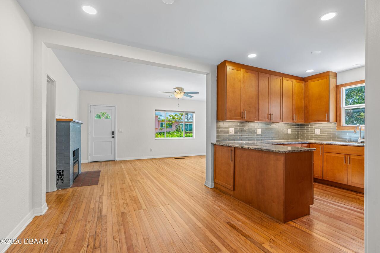 Listing Photo 15