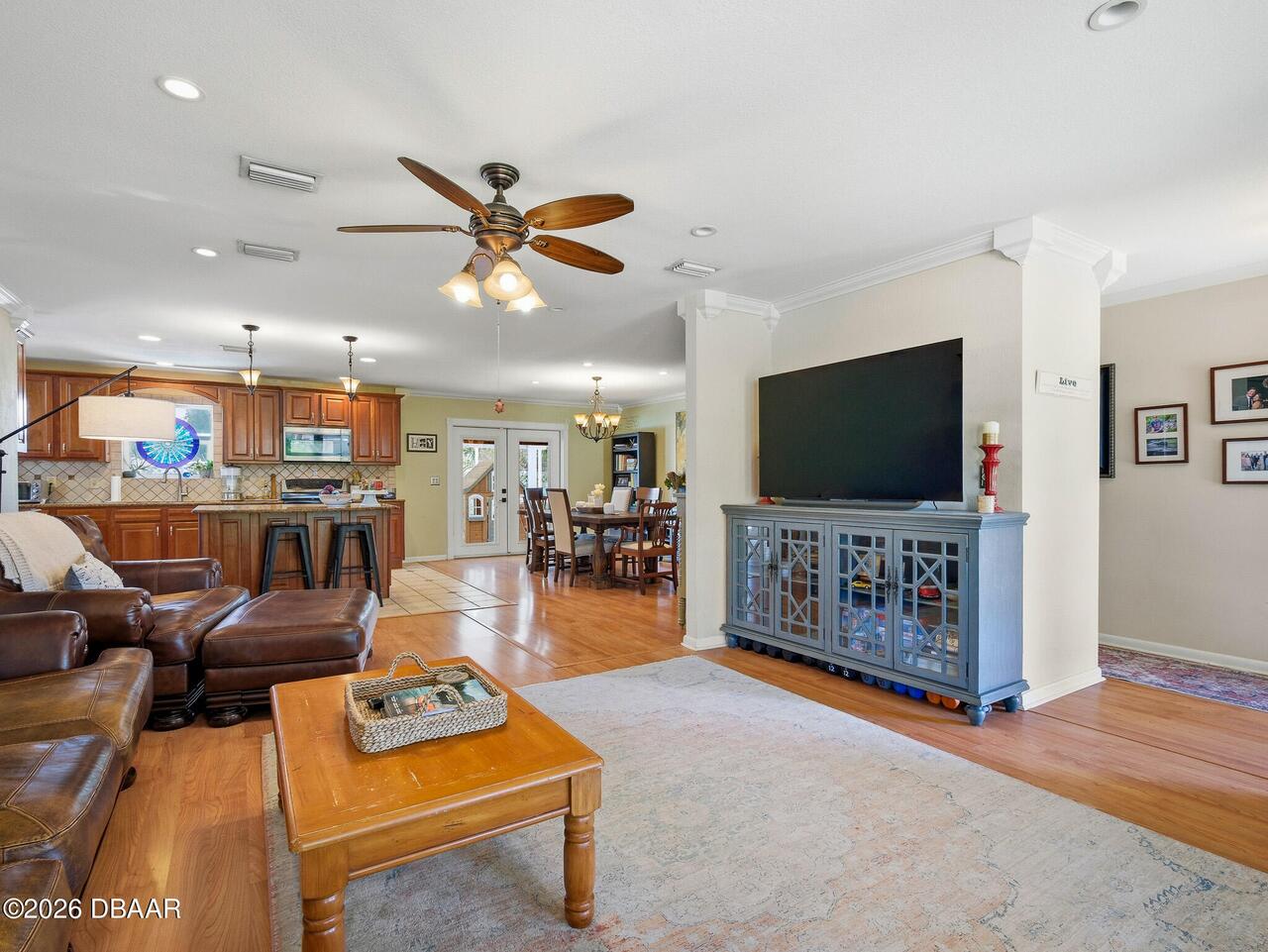 Listing Photo 6
