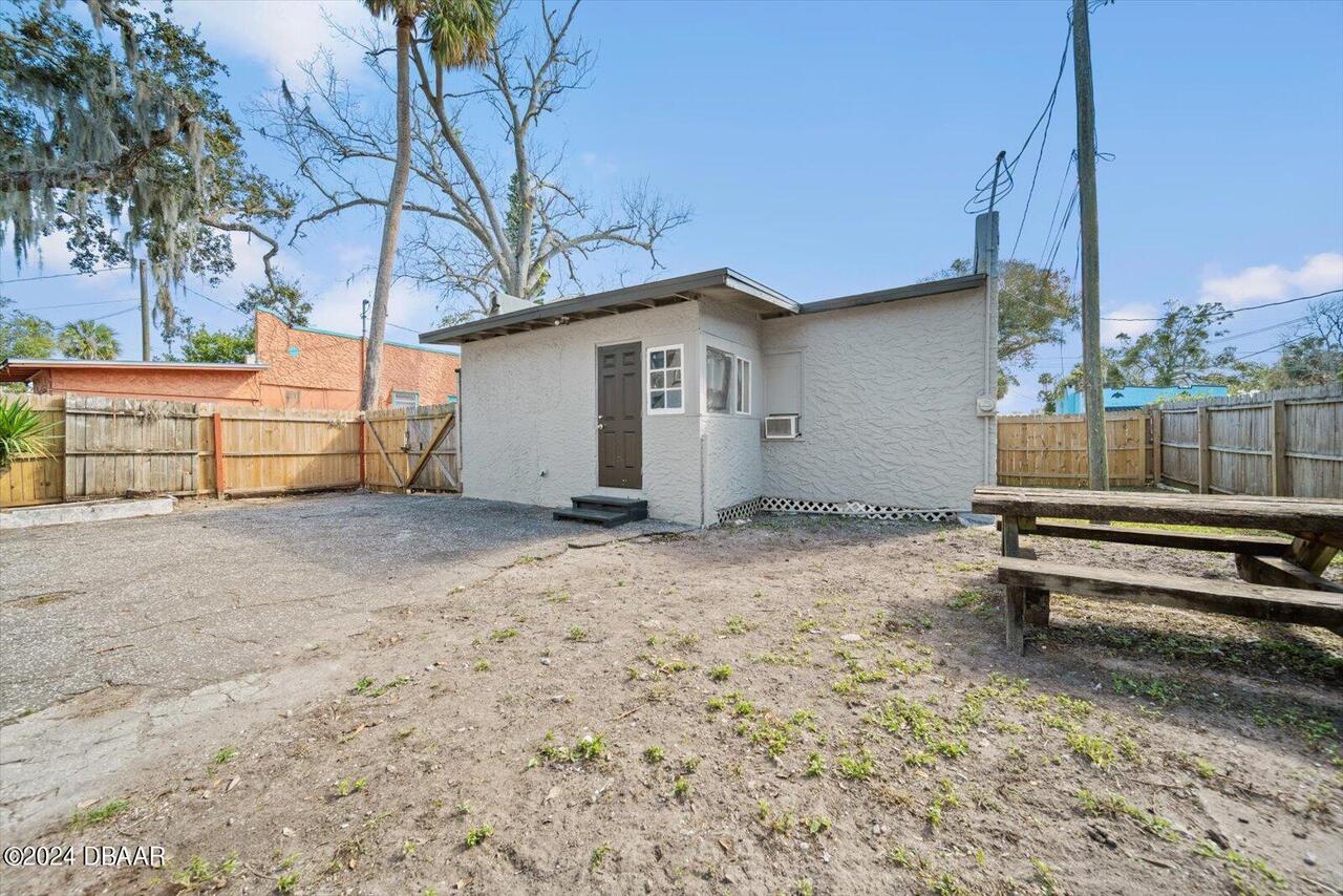Listing Photo 9
