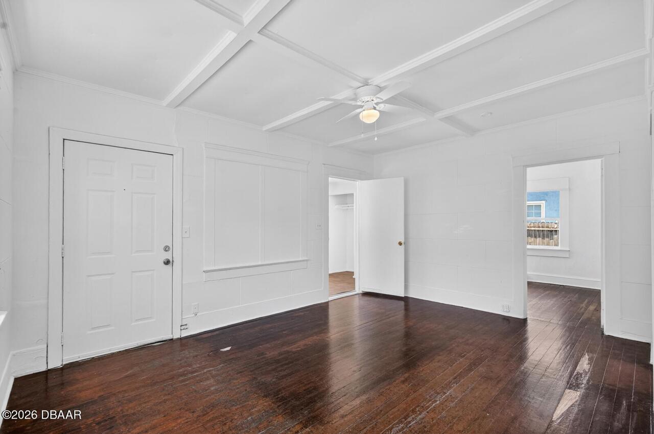 Listing Photo 16