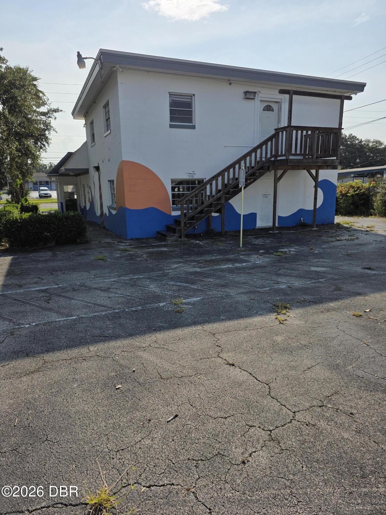 Listing Photo 9