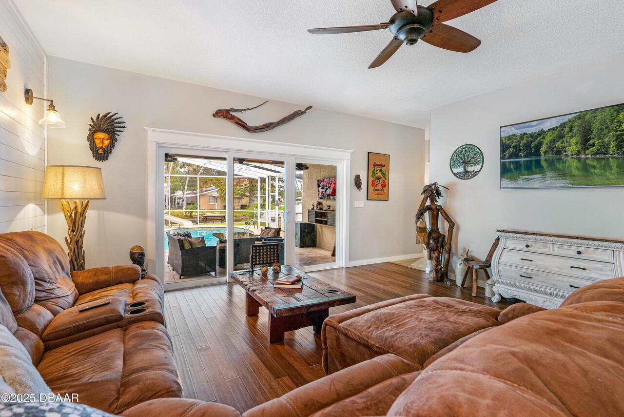 Listing Photo 19