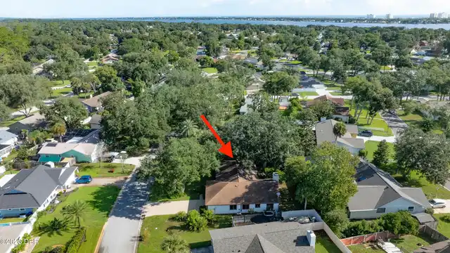 Listing Photo 16