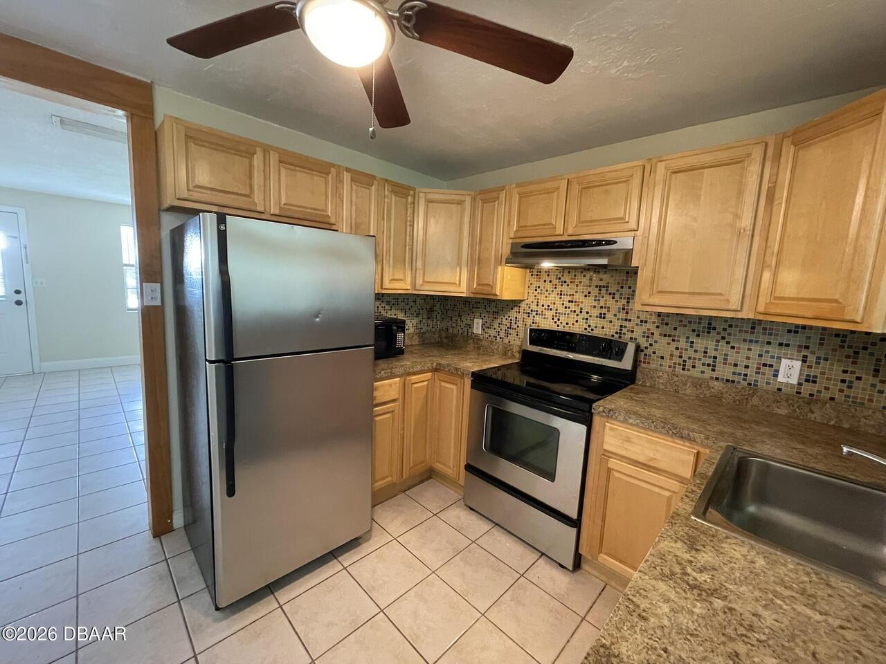 Listing Photo 7