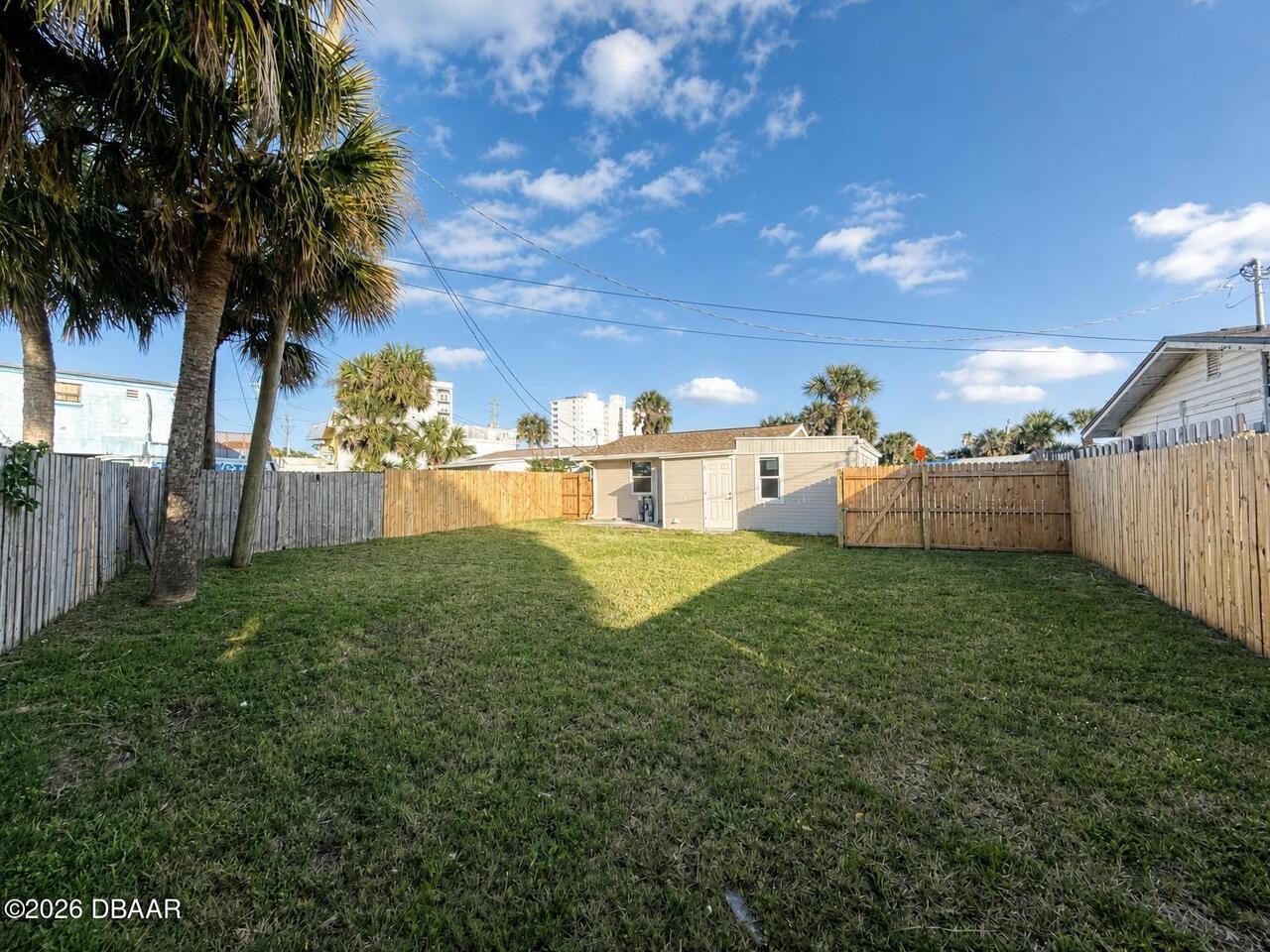 Listing Photo 14
