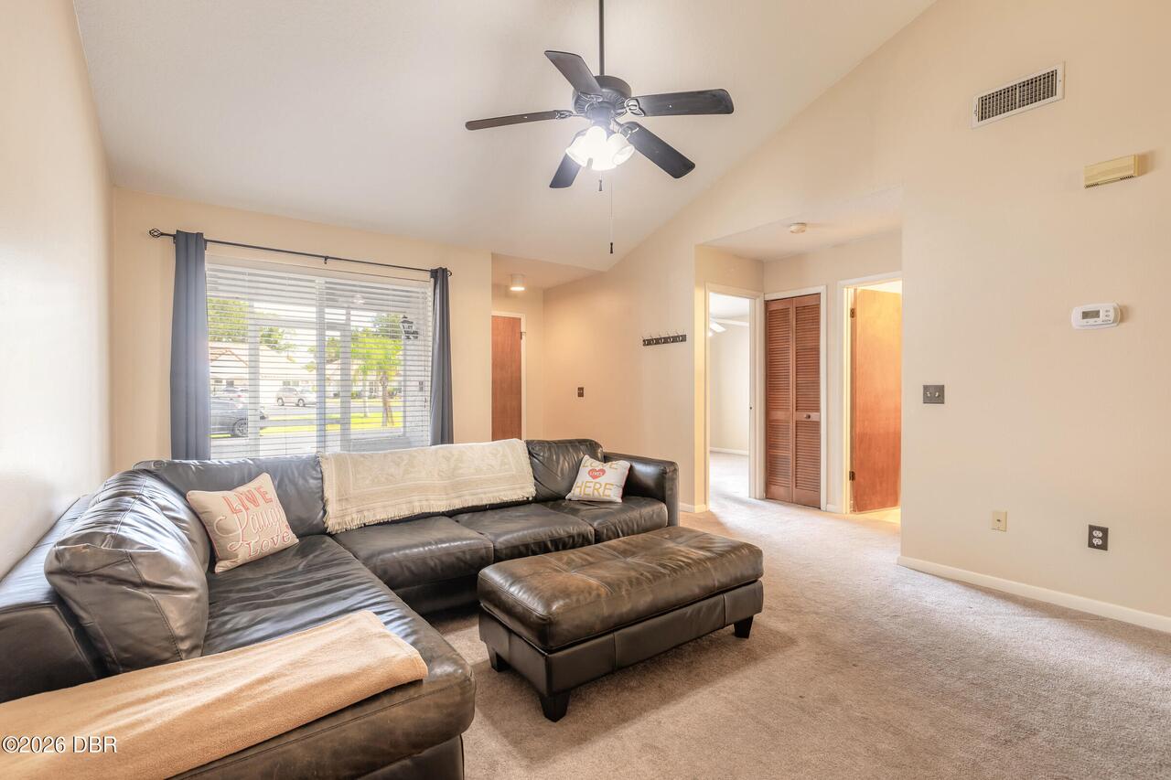 Listing Photo 7