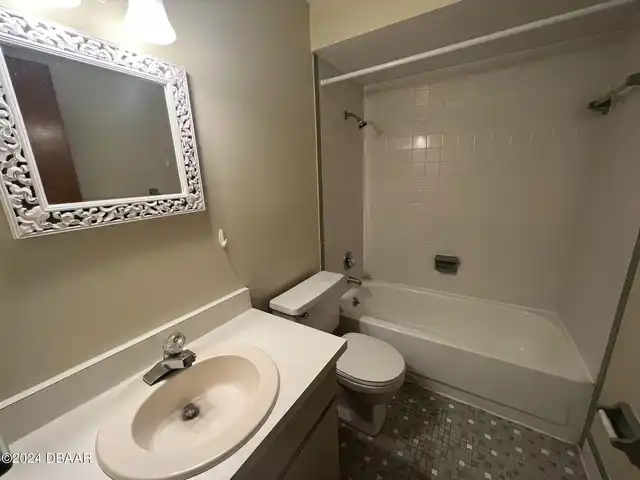 Listing Photo 17